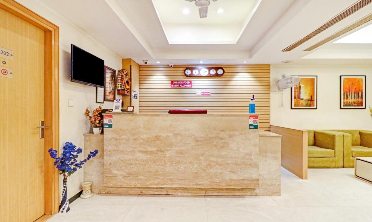 Treebo Galaxy Rooms Neu-Delhi Exterior foto