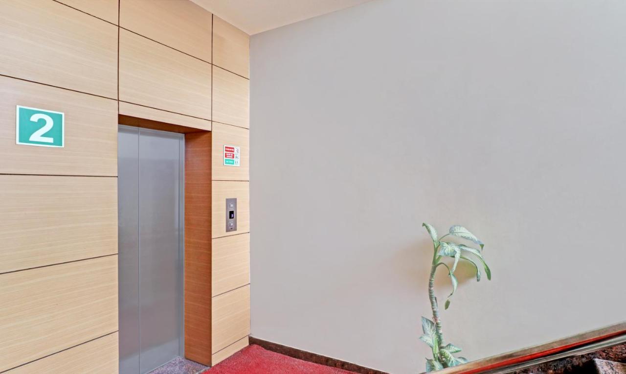 Treebo Galaxy Rooms Neu-Delhi Exterior foto