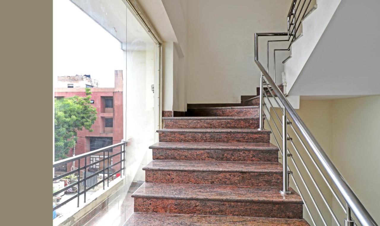 Treebo Galaxy Rooms Neu-Delhi Exterior foto